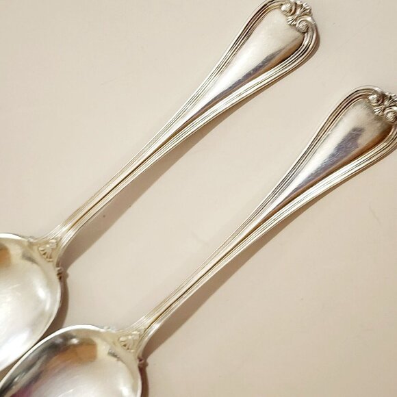 Priscilla 1900 by 1847 Rogers Bros Silverplate Serving Spoons 8.25" set of 2 - Picture 4 of 10